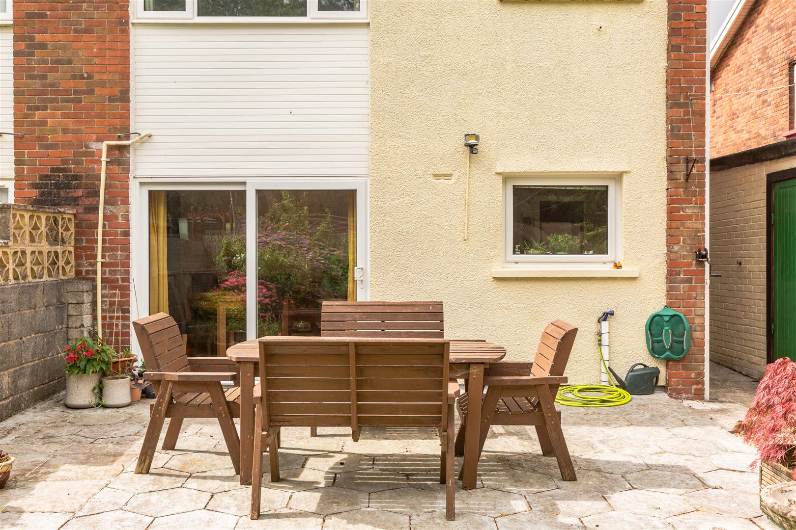 Caegar, Llanelli, SA14 9NR